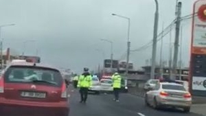 Imagini cutremuratoare! Cine se afla in Matiz-ul roşu implicat într-un accident rutier pe DN1