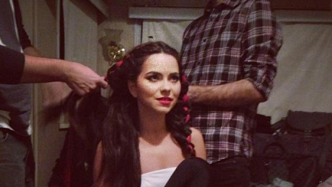 Inna, mai ceva ca Lady Gaga! A venit la "Dansez" cu propria cabină de machiaj şi cu propriul coregraf