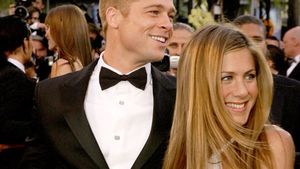 Totul a ieşit la iveală! Soţul actriţei JENNIFER ANISTON e gelos pe relaţia ei cu BRAD PITT: „Are nevoie de el..“