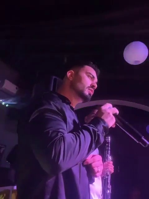 Jador a fost luat la rost de internauți, după un spectacol (Foto: captură)