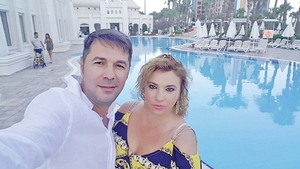 Cristi Borcea s-a distrat pe iaht cu Valentina în Italia, Mihaela la piscină cu iubitul „șofer”
