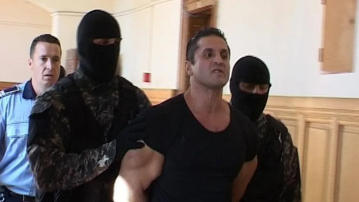 Gore, interlopul cu cele mai mari brate din Romania posteaza pe Faceook din inchisoare! Mesajele sunt fabuloase