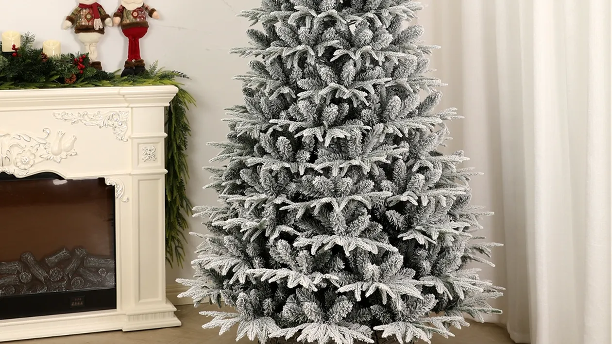 (P) Design și rafinament – cum alegi un brad artificial pentru un decor elegant