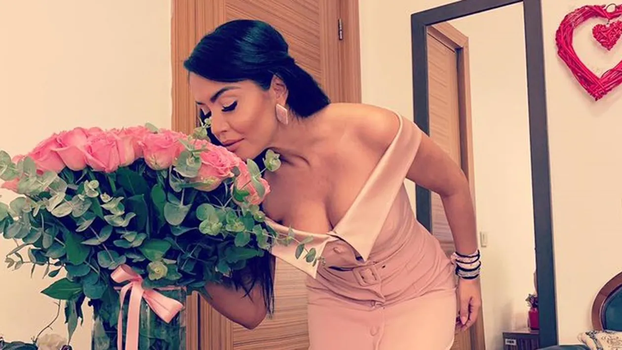 Andreea Mantea s-a logodit?! Cum s-a dat singură de gol și cine este, de fapt, noul iubit al vedetei Kanal D