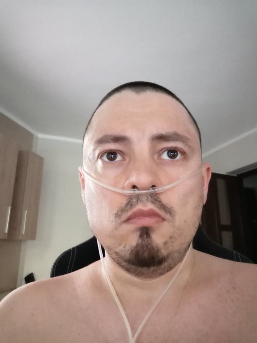 Ionuț Anghel, pacientul care aștepta de trei ani un transplant la plămâni, a murit. Ultimul mesaj postat de pe patul de spital: ”Eu mă lupt pentru fiecare zi”