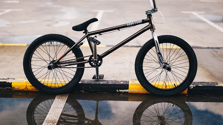 Sport extrem sau artă pe bicicletă?