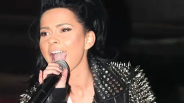 Nu credeai s-o vezi facand ASTA! Inna, extrem de vulgara pe Internet. Vezi cum INJURA cantareata fara nicio jena!