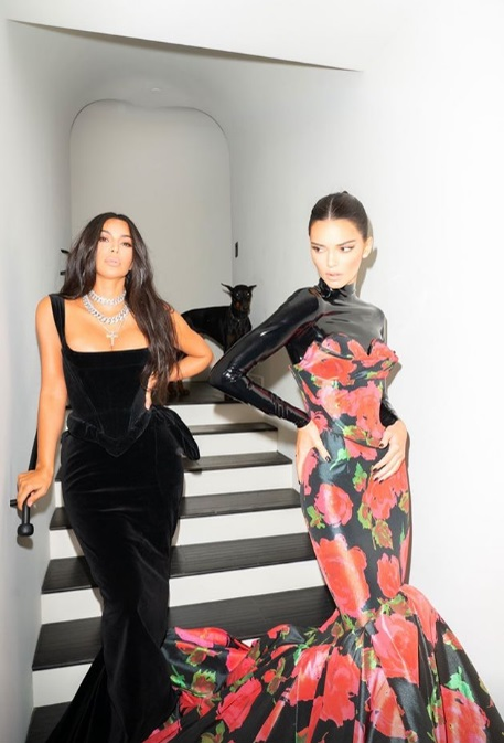 Cele mai frumoase ținute de la Premiile Emmy 2019! Emilia Clarke, Kim Kardashian și Zendaya sunt în topul celor mai bine îmbrăcate vedete