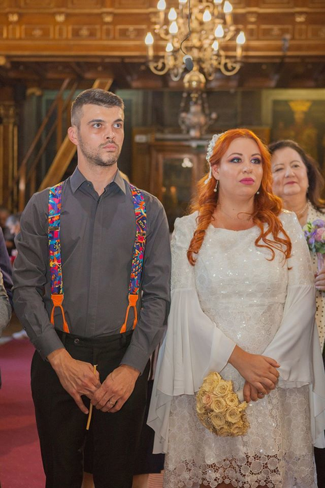 OANA ROMAN a îmbrăcat din nou rochia de mireasă! Primele imagini după ce şi-a reînnoit jurămintele cu MARIUS ELISEI