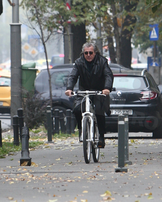 Cum arată la două luni de la teribila operaţie! Cele mai noi filmări cu doamna Năstase