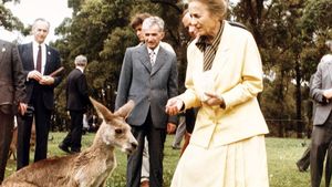 Elena Ceaușescu a făcut gafa secolului în timpul unei vizite în Australia! Cuvintele care au devenit banc printre români