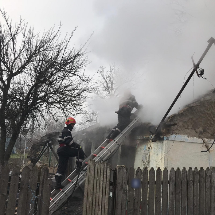 Pompierii au intervenit rapid, dar pentru femeie nu s-a mai putut face nimic