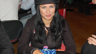 Ele sunt puicutele din lumea pokerului
