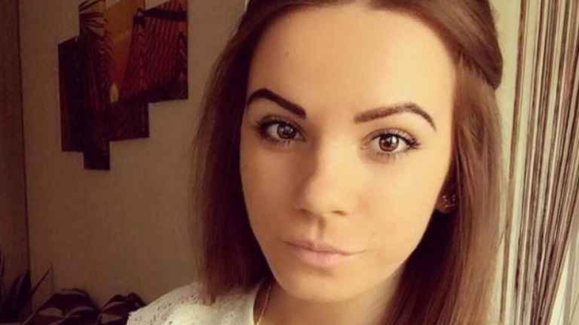 La doar 25 de ani, Larisa a pierdut lupta cu boala! Tânăra a înduioşat o ţară întreagă cu suferinţa ei