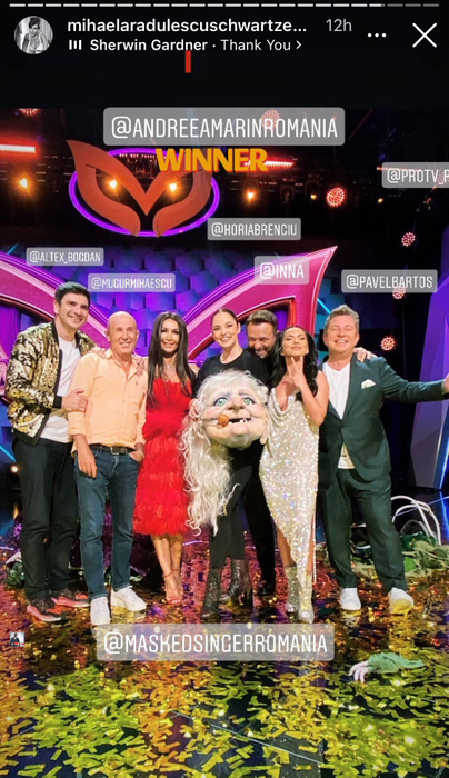 Imaginea anului! Mihaela Rădulescu a luat-o în brațe pe Andreea Marin după ce a câștigat Masked Singer