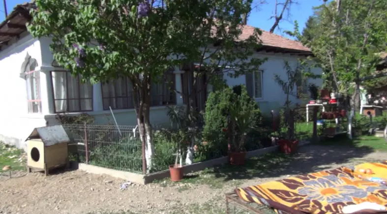 Cum arată casa din Teleorman în care a copilărit Gina Pistol. Și-a petrecut primii ani într-o gospodărie modestă