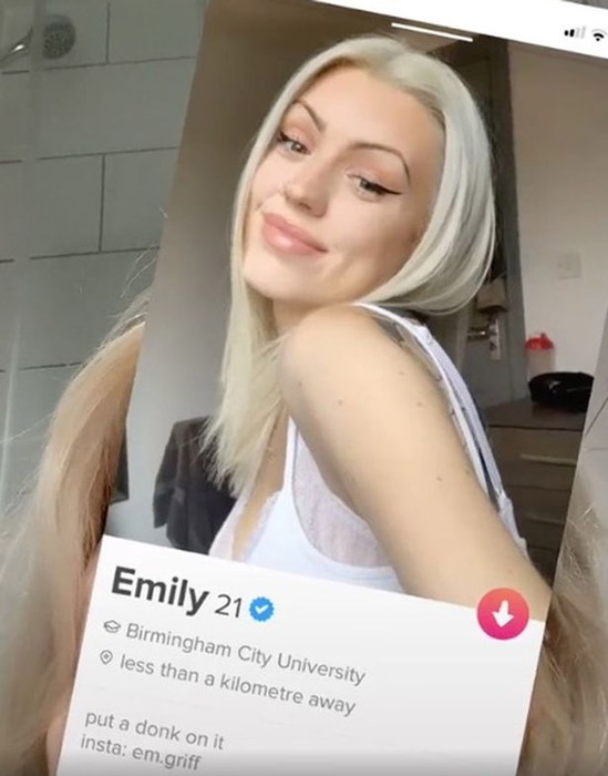Povestea care a devenit virală! Ce concluzii s-a grăbit să tragă după ce i-a văzut profilul de Tinder. Tânăra a fost șocată