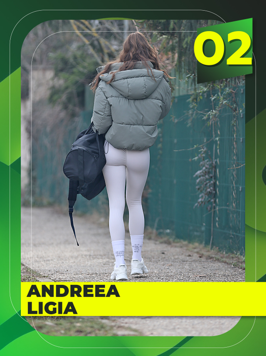 TOP 15 vedete care au renunțat la lucrurile scumpe pentru un accesoriu de câțiva lei. Memelușa, Delia și Ruxandra Luca au lansat noul trend al verii