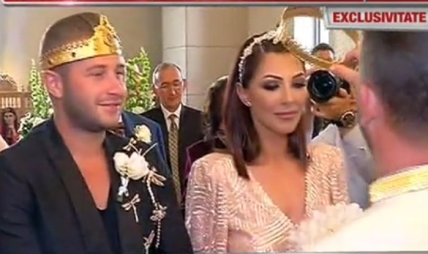 Ilinca Vandici și soțul ei au devenit nași! Invitații nu și-au putut lua ochii de la rochia prezentatoarei de la “Bravo, ai stil!”