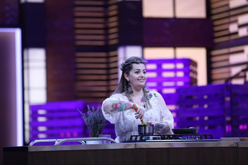 Concurenta de la ”Masterchef„ e șantajată de fostul iubit cu un video +18