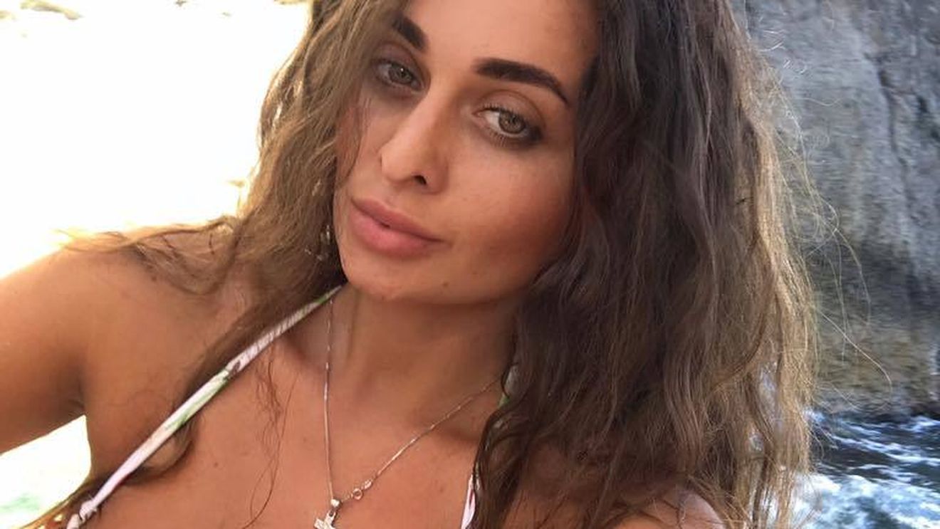 Cutremurător! Monalisa şi-a prezis moartea cu câteva luni înainte să afle că este bolnavă: „Nici moartă, nici măritată...momentan!”