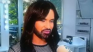 Dudu, cu lacrimi în ochi! "Conchita de România" şi-a povestit în direct drama