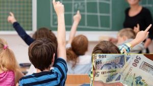 Nu mai vin banii de la stat pentru copii în luna decembrie! Elevii defavorizați rămân fără tichete din cauza Ministerului Educației