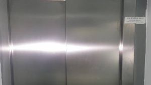 Liftiera care a cerut din cadourile copiilor bolnavi de cancer și-a dat demisia!