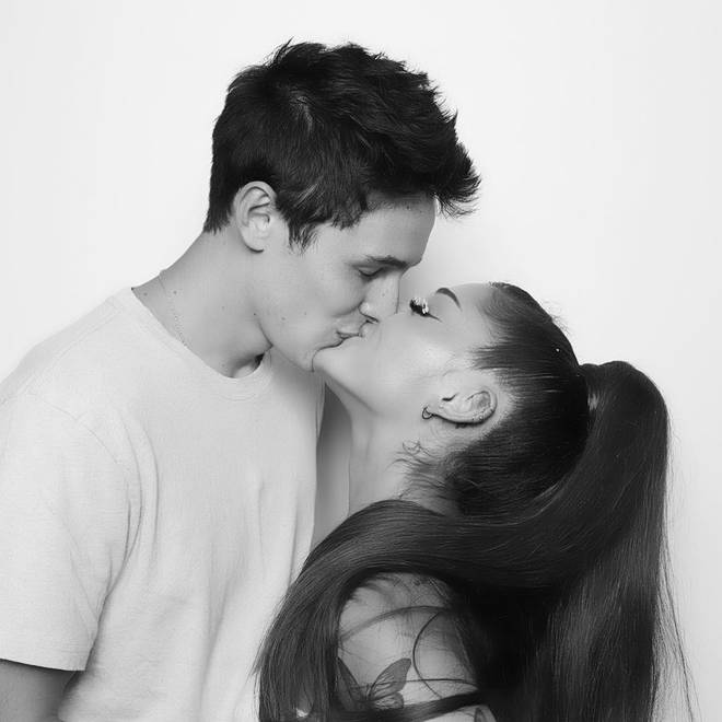 Ariana Grande a spus „DA”! Cum arată inelul de logodnă al artistei