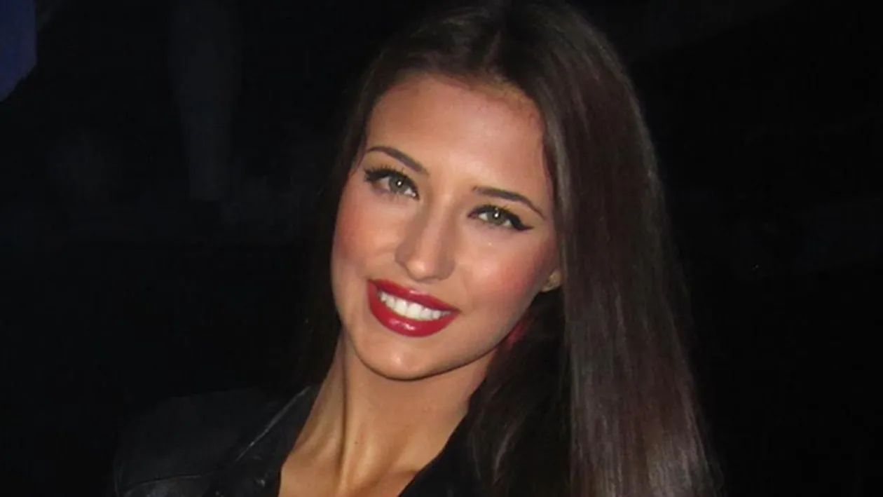 Mai avea putin si plangea! Cum a reactionat Antonia cand a vazut ce i-a aratat un fan!