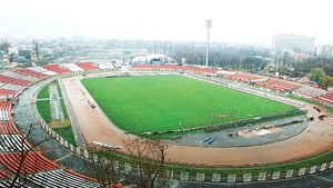 Superoferta! Poti inchiria arena unei echipe de traditie din Bucuresti cu 1500 de lei pe ora! Benficiezi si de nocturna si loja