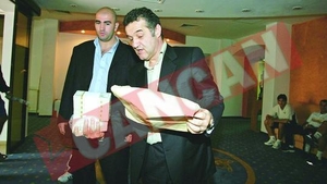 Becali mai are in cont doar 2.000.000 Euro