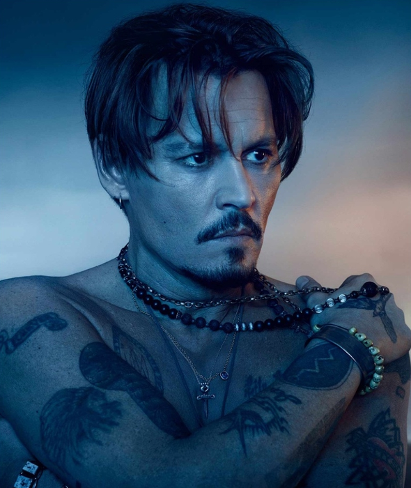 Johnny Depp a sărit la bătaie chiar pe platourile de filmare:”Îți dau 100.000 de dolari să-mi dai un pumn chiar acum!”