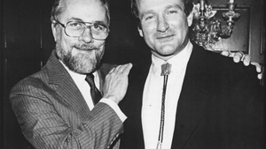 Adrian Cronauer a murit la 79 de ani. Legătura dintre celebrul crainic de radio și Robin Williams