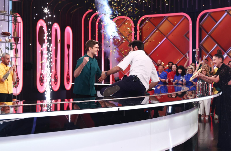 Luca Zvaleni a câștigat Chefi la cuțite, sezonul 16/ sursă foto: Antena 1