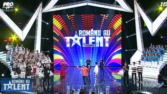 Multi au plecat plangand de pe scena, iar TREI au mers mai departe! Vezi cine s-a calificat in FINALA Romanii au talent