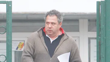 Adrian Iovan a trecut de mai multe ori pe langa moarte, dupa ce a aterizat fortat! Din pacate, norocul nu i-a suras si ieri