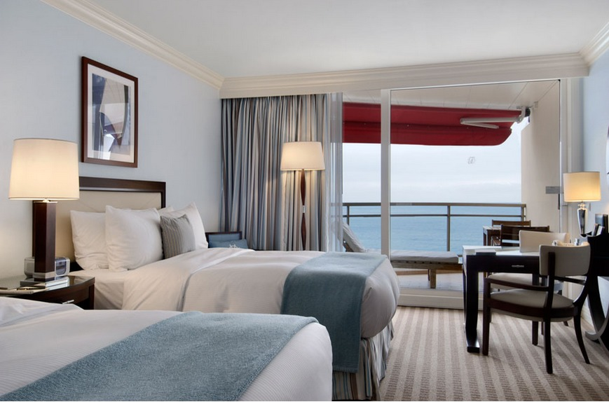 Aşa arată camerele în hotelul Fairmont de cinci stele din Monte Carlo