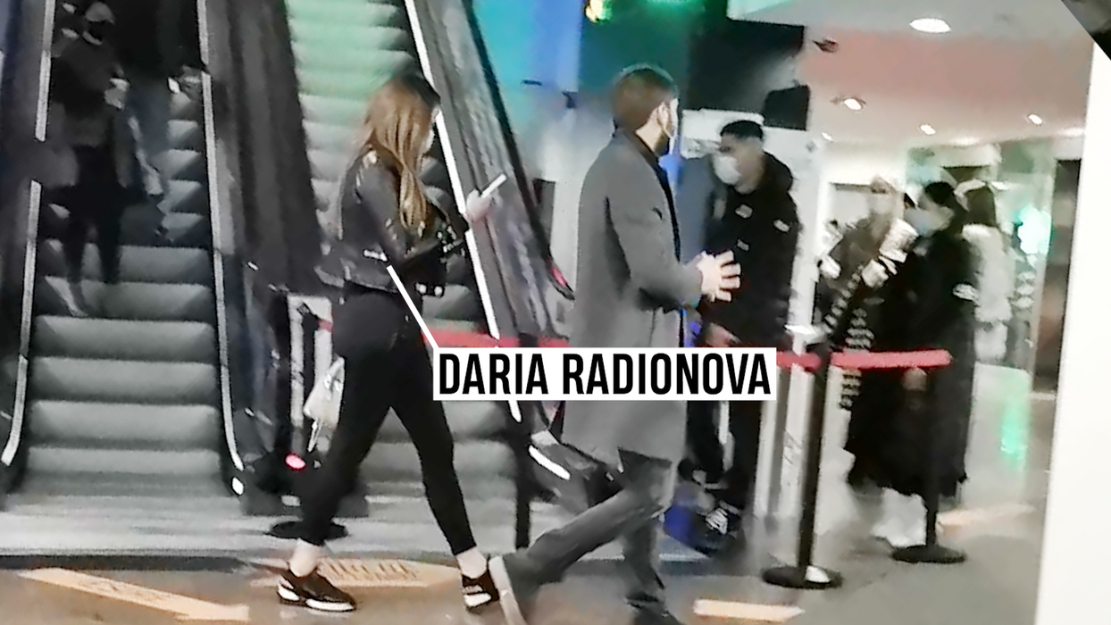 Daria Radionova s-a perindat pe la mai multe case de schimb valutar