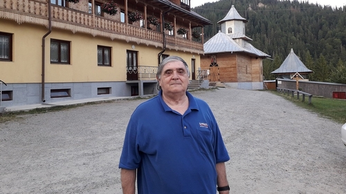 Leonid Iacob, înmormântat de primărie. Regretatul poet este a 12-a victimă răpusă de coronavirus în România