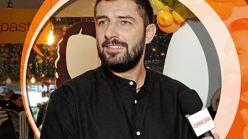 Cum fentează Cătălin Cazacu ziua de 8 Martie: ”Te duci ca prostu` și ea…”