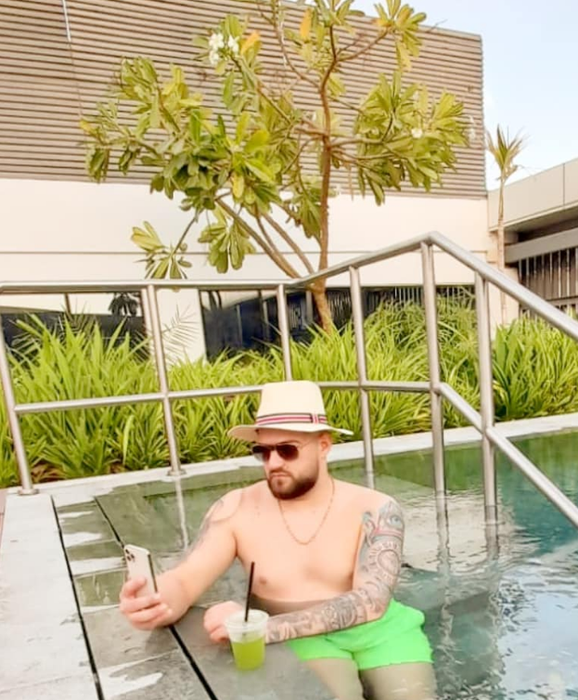 ”Șeicul”, răsfățatul clanului Brătianu, vacanță de lux la Dubai alături de iubită! GALERIE FOTO
