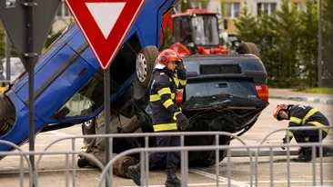 Permise pe șpagă, șoferi pe șosele. Moștenirea toxică a anilor în care carnetul auto se cumpăra