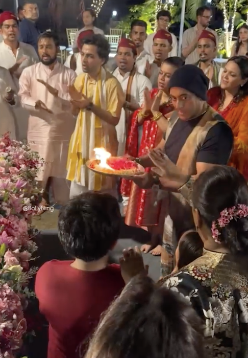Iulia Vântur și Salman Khan, surprinși împreună la un ritual sacru. Filmarea din India s-a viralizat!