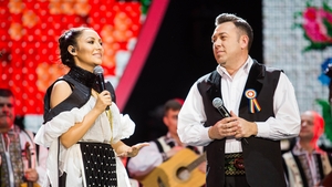 Show de excepţie, a doua zi la rând pentru ANDRA. Şi-a urcat familia pe scenă, în aplauzele publicului!