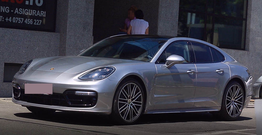 Ginerele lui Traian Băsescu, patronașul Tomată, și-a luat Panamera țiplă de 120.000 €!