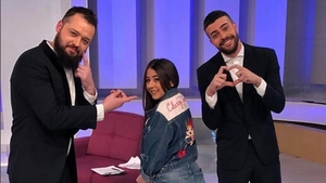 Ea a ordonat, el s-a conformat! Speak şi Nicole Cherry, declaraţii de iubire pe internet