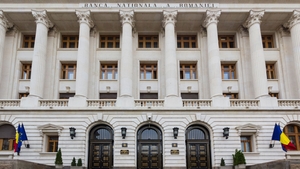 Cum funcţionează băncile pe timpul stării de urgenţă. Măsuri importante adoptate pe timpul pandemiei de coronavirus