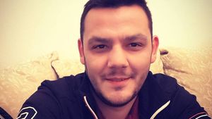 Pe Doru Iuga îl urmăreai în fiecare noapte lângă ”Domnu’ Dan”. Cum a ajuns prezentatorul OTV arestat pentru sex cu minori