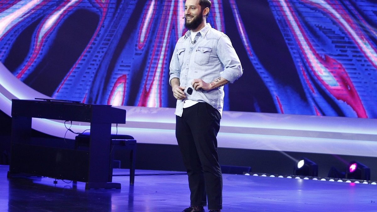 Magicianul Andrei Gîrjob revine pe scena de la "iUmor": "Cea mai puternică reacție a fost când am reușit să fac oameni să plângă"